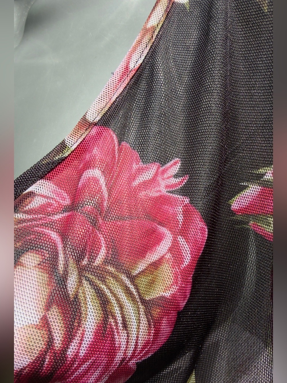 🌺🖤 Floral Cowl Neck Camisole in Black and Pink | Size Medium - Picture 6 of 11